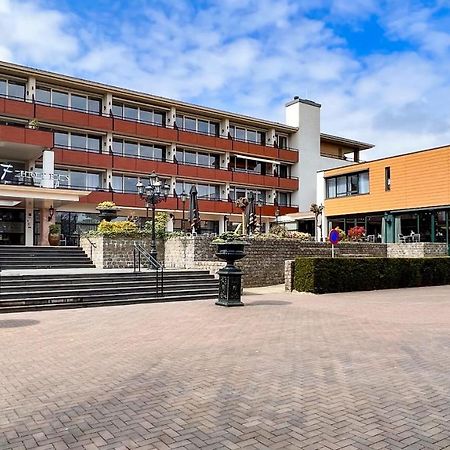 Fletcher Familiehotel De Hunzebergen Exloo Exterior foto
