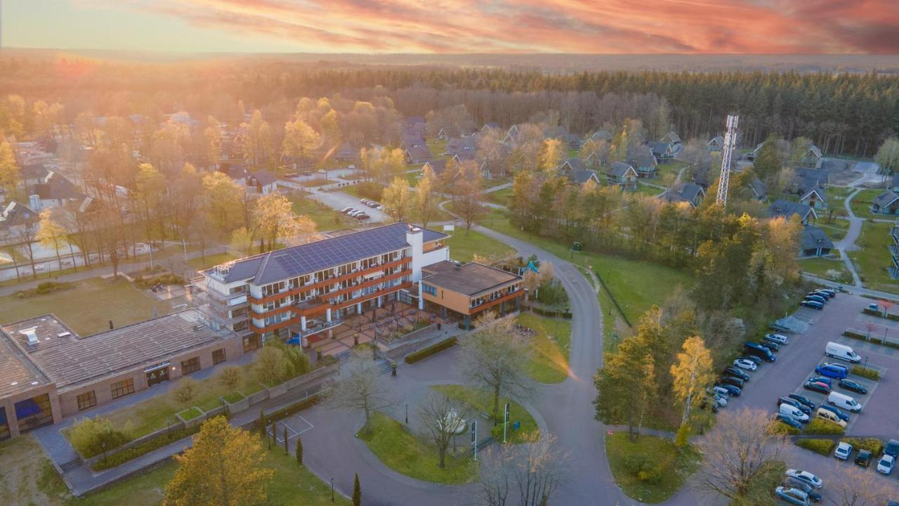 Fletcher Familiehotel De Hunzebergen Exloo Exterior foto