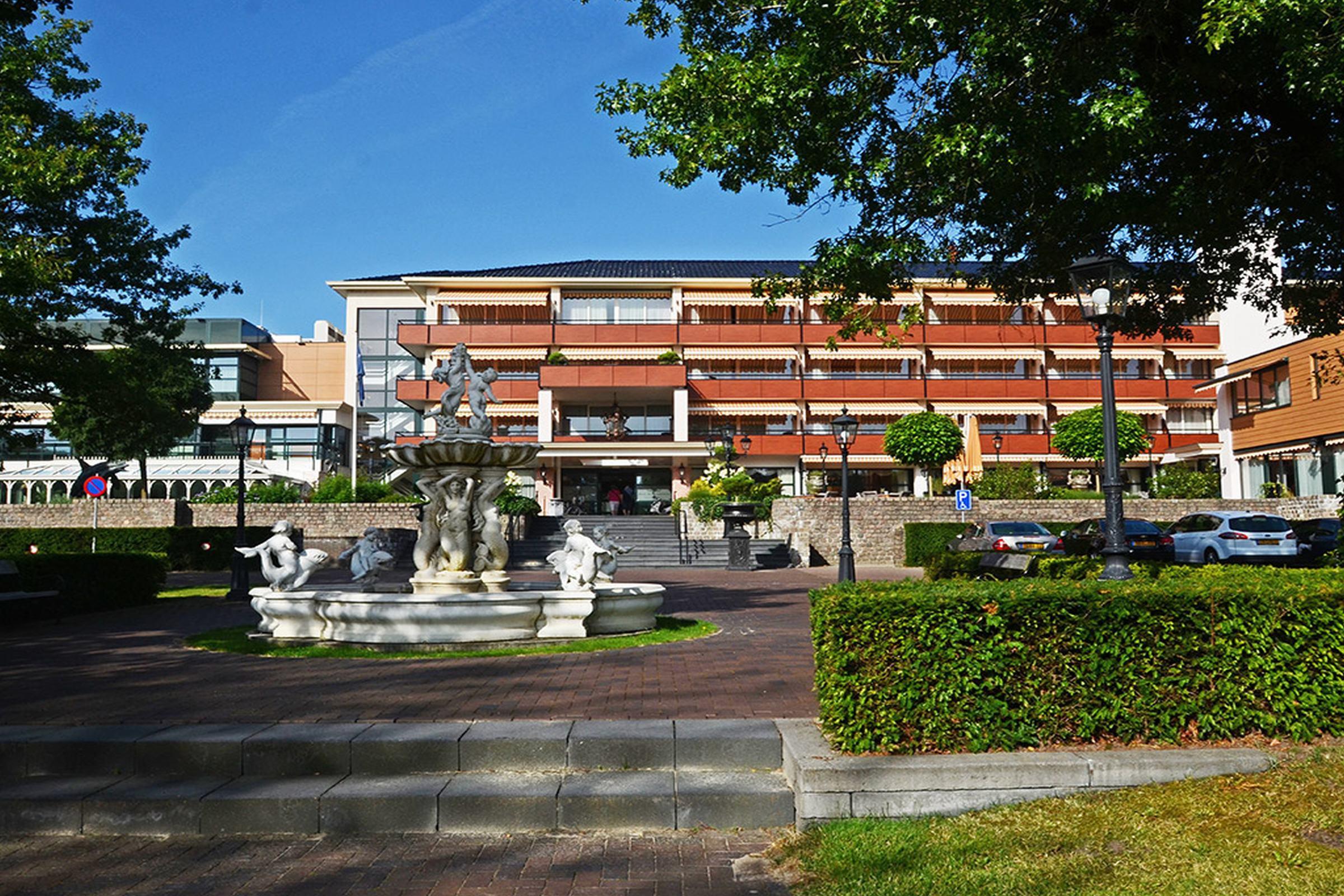 Fletcher Familiehotel De Hunzebergen Exloo Exterior foto